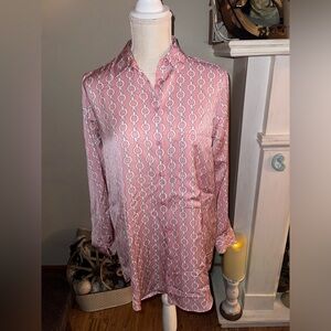 🩷Zara pink chain pattern long top. Super pretty and soft. EUC🩷